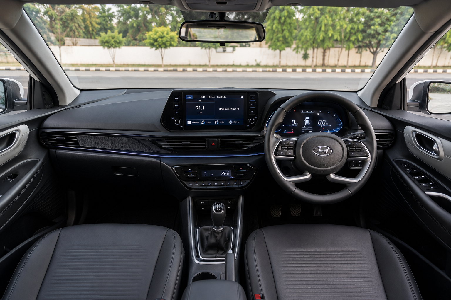 Hyundai i20 image 1